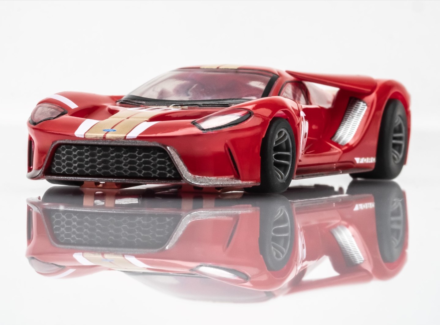 Ford GT Heritage #16 Red 